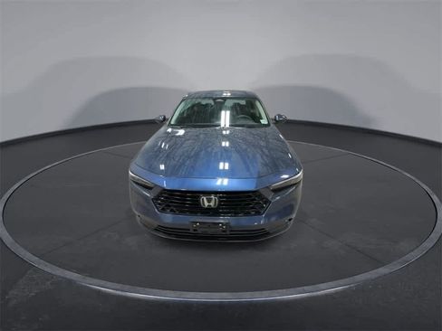 Used 2023 Honda Accord EX image 3