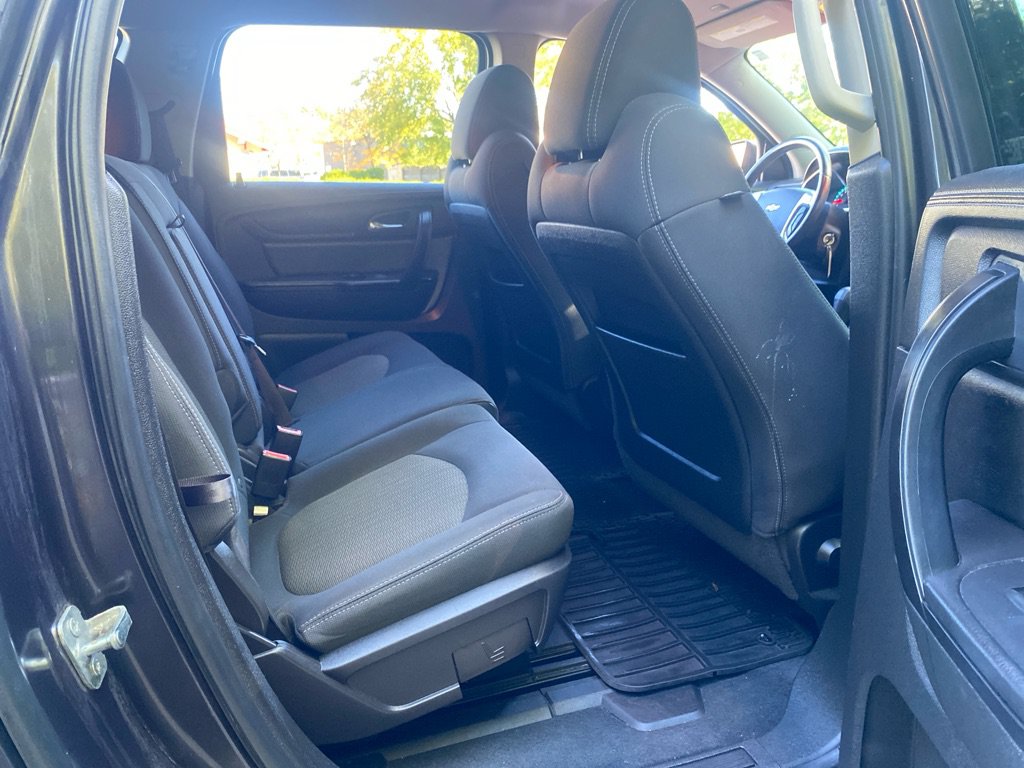 Used 2017 Chevrolet Traverse LT w/ Style and Technology Package AWD/4WD image 21