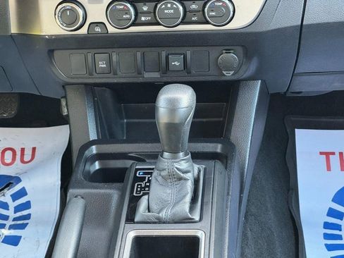 Used 2021 Toyota Tacoma SR image 14