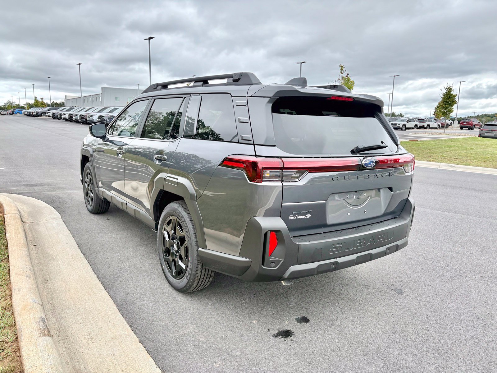 New 2026 Subaru Outback Limited AWD/4WD image 6