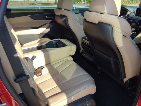 Used 2024 Acura MDX SH-AWD w/ Advance Package image 31