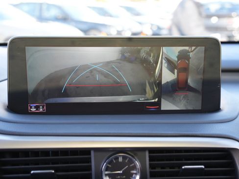 Used 2021 Lexus RX 450hL AWD w/ Premium Package image 17