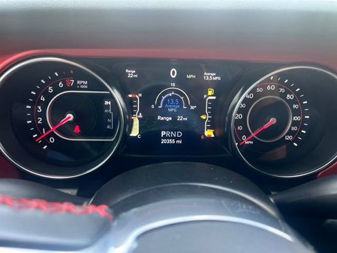 Used 2022 Jeep Gladiator Rubicon w/ LED Lighting Group AWD/4WD image 10
