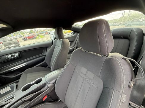 Used 2019 Ford Mustang Coupe w/ Equipment Group 101A RWD image 13
