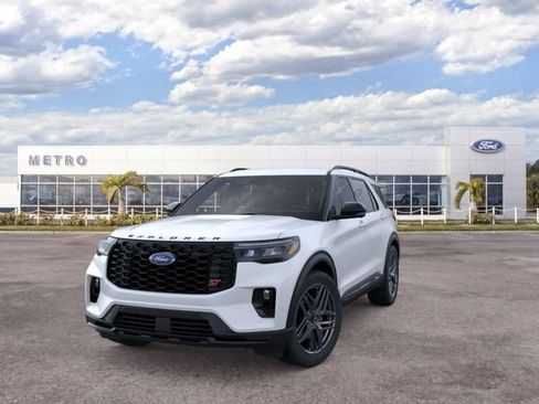 New 2026 Ford Explorer ST RWD image 4