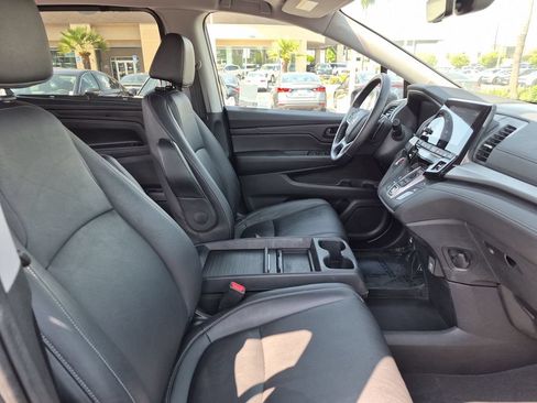 Used 2024 Honda Odyssey EX-L image 31
