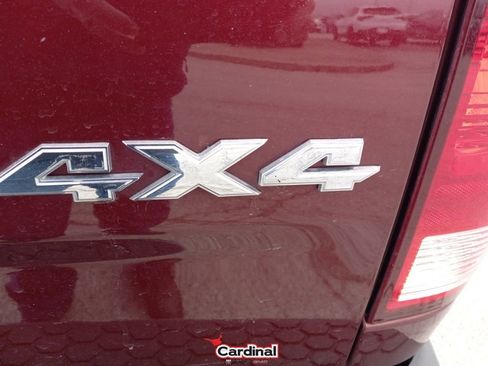 Used 2024 RAM 1500 Classic SLT image 8