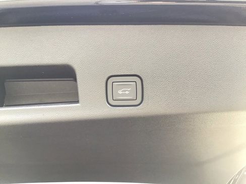 New 2026 Chevrolet Traverse LT w/ Driver Confidence Package image 7