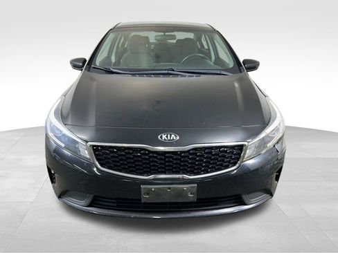 Used 2017 Kia Forte LX w/ LX Popular Package image 9