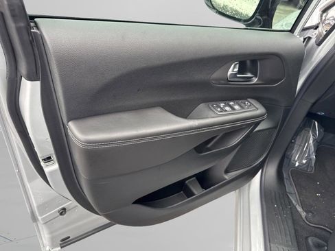 New 2026 Chrysler Voyager LX image 20