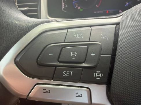 Used 2023 Volkswagen Atlas SE w/ Panoramic Sunroof Package AWD/4WD image 24