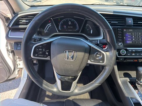 Used 2020 Honda Civic Touring image 17