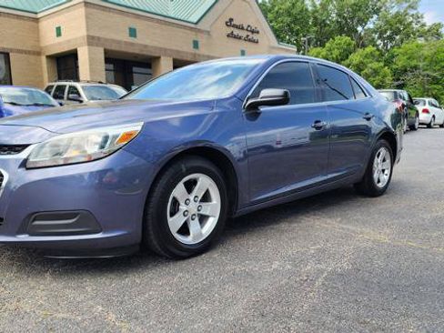Used 2015 Chevrolet Malibu LS FWD image 2