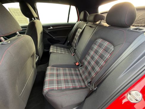 Used 2017 Volkswagen GTI S image 16