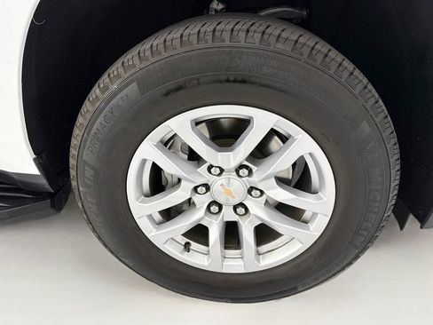 Used 2024 Chevrolet Tahoe LS w/ Driver Alert Package RWD image 31