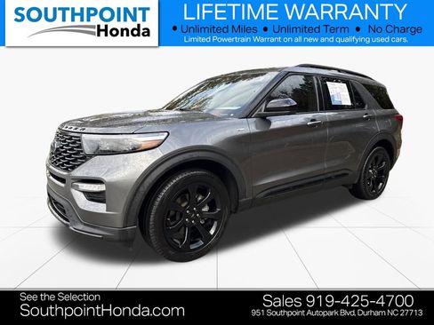 Used 2023 Ford Explorer ST-Line w/ Class IV Trailer Tow Package image 3