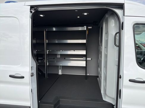 New 2026 Ford Transit 250 148 Medium Roof RWD image 15