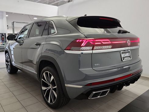 New 2026 Volkswagen Atlas Cross Sport SEL Premium R-Line AWD/4WD image 5