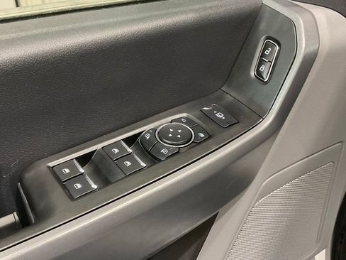 Used 2023 Ford F350 XLT AWD/4WD image 7