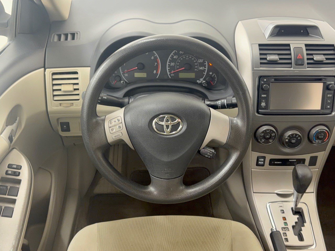 Used 2013 Toyota Corolla LE FWD image 10