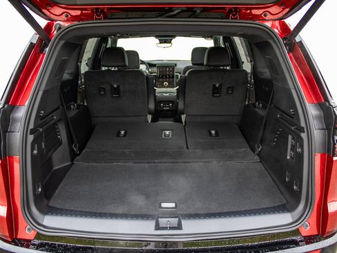 New 2026 GMC Acadia Denali Ultimate w/ LPO, All-Weather Package image 30