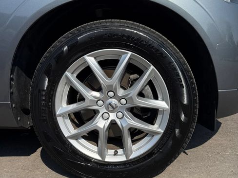Used 2021 Volvo XC60 T5 Momentum w/ Premium Package AWD/4WD image 35