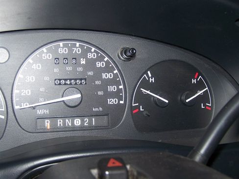 Used 1996 Ford Ranger Splash image 10