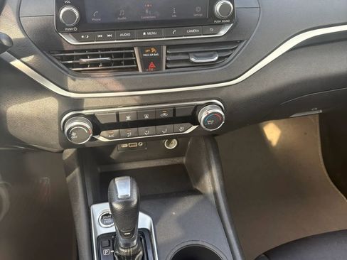 Used 2020 Nissan Altima 2.5 S FWD image 10
