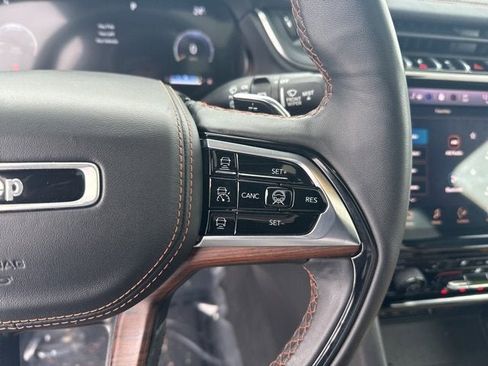 Used 2023 Jeep Grand Cherokee L Summit w/ Advanced Protech Group IV image 21