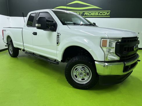 Used 2022 Ford F250 XL w/ Power Equipment Group AWD/4WD image 1