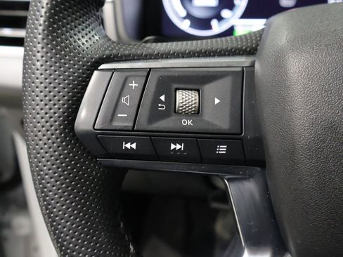 Used 2024 Mitsubishi Outlander SEL image 36