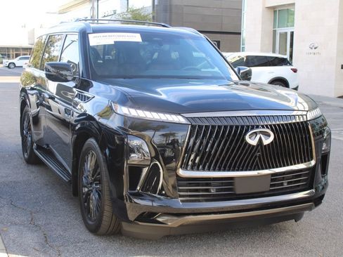 Certified 2025 INFINITI QX80 Autograph w/ Autograph Exterior Package image 3