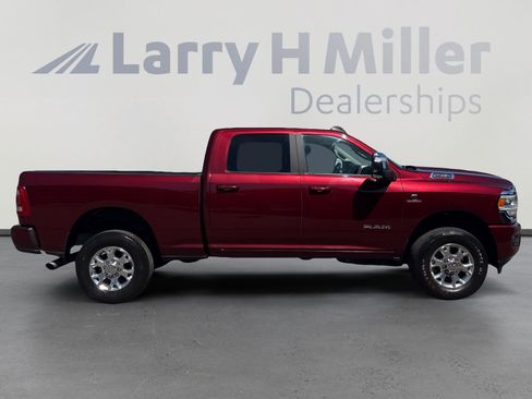 Used 2023 RAM 2500 Laramie AWD/4WD image 6
