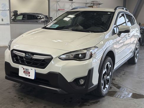 Used 2021 Subaru Crosstrek 2.5i Limited AWD/4WD image 3