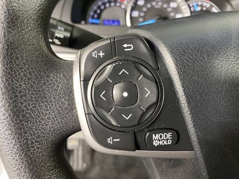Used 2012 Toyota Camry LE FWD image 15