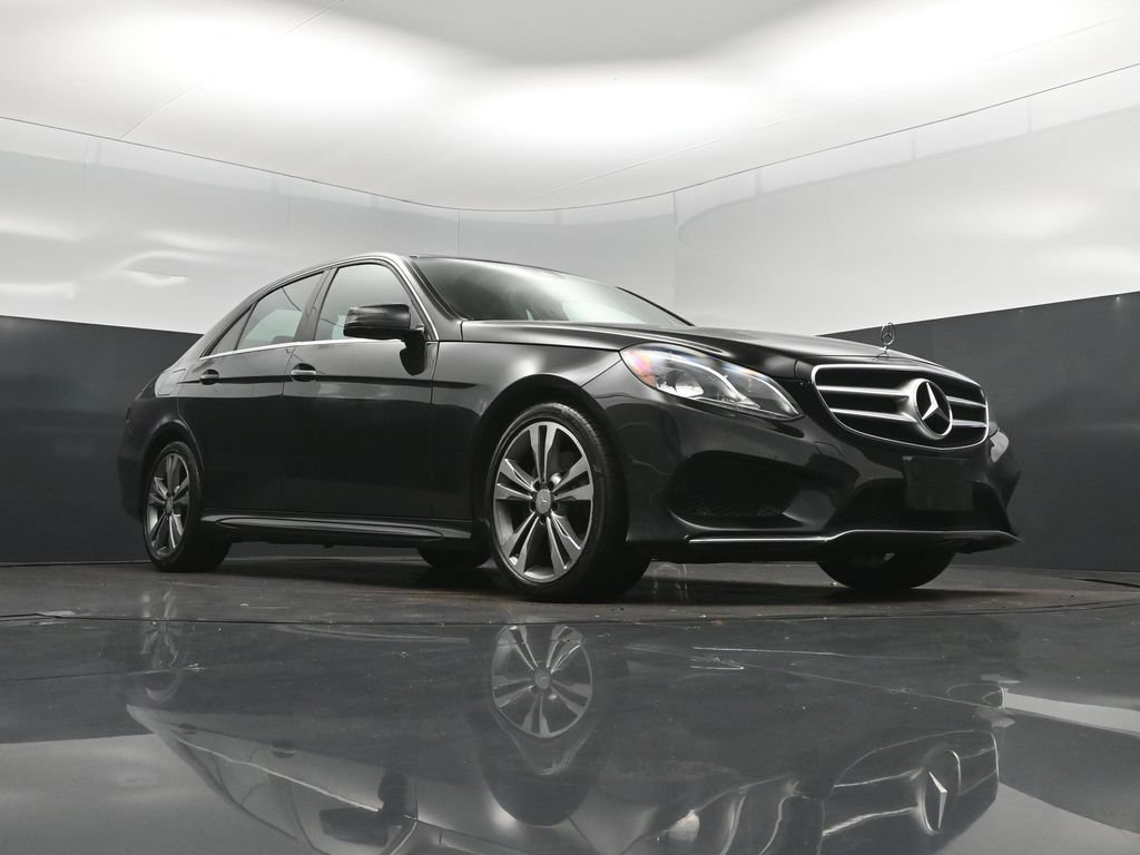 Used 2016 Mercedes-Benz E 350 4MATIC Sedan image 44