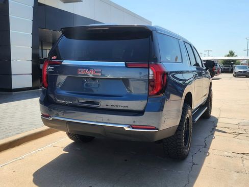 New 2025 GMC Yukon XL Elevation image 3