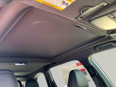 Used 2025 Subaru Forester Limited AWD/4WD image 13