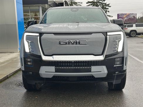 Used 2025 GMC Sierra EV Denali image 8