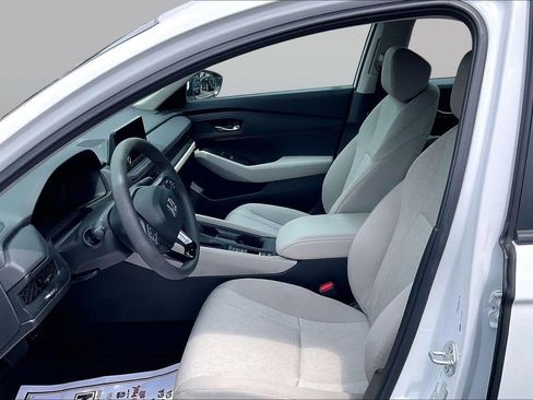 Used 2025 Honda Accord LX image 24