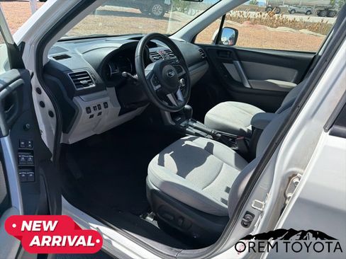 Used 2018 Subaru Forester 2.5i Premium AWD/4WD image 21