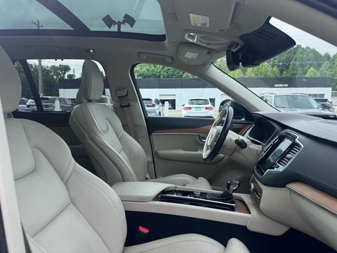Used 2019 Volvo XC90 T6 Inscription w/ Protection Package Premier AWD/4WD image 14