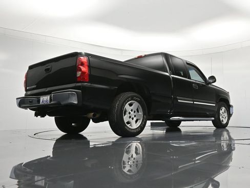 Used 2007 Chevrolet Silverado 1500 LT w/ Extended Cab Value Package RWD image 38