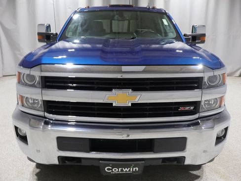 Used 2017 Chevrolet Silverado 2500 LTZ w/ Vortec Plus Package AWD/4WD image 8