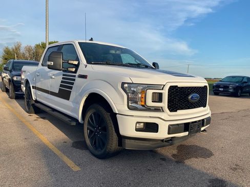 Used 2019 Ford F150 XLT w/ Equipment Group 302A Luxury AWD/4WD image 3