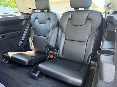 Used 2017 Volvo XC90 T6 Momentum w/ Vision Package AWD/4WD image 25