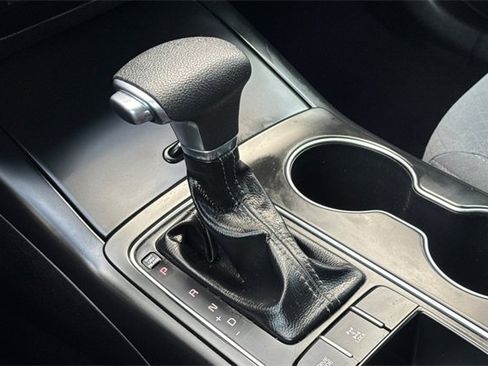 Used 2019 Kia Sorento LX image 22