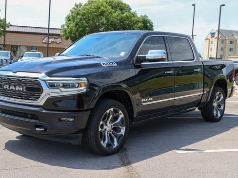 Used 2020 RAM 1500 Limited w/ Body Color Bumper Group RWD image 6