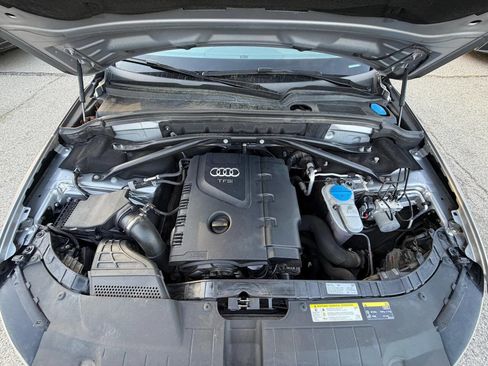 Used 2017 Audi Q5 2.0T Premium Plus w/ Technology Package image 9