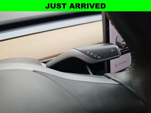 Used 2021 Tesla Model Y Long Range AWD/4WD image 20